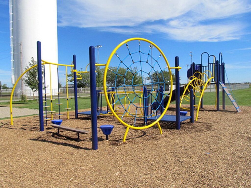 East-Lambton-Elementary-School-01