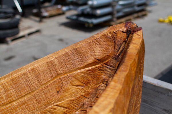 Carved canoe 03