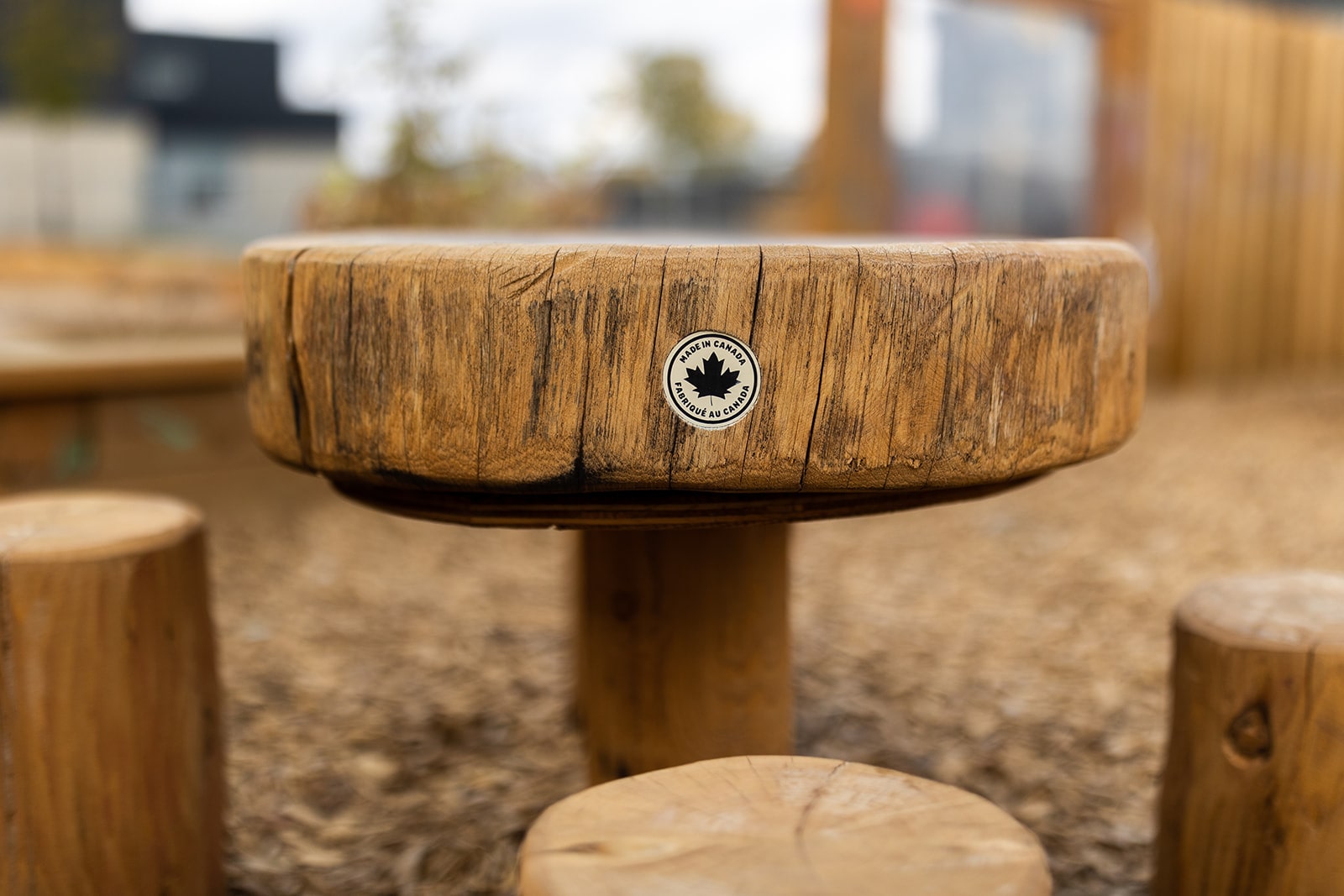 Log Table and Chairs - Image 4